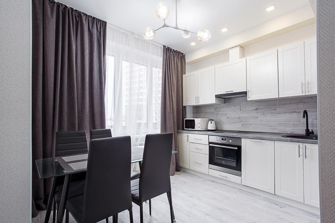 Аркадия.Новая Квартира В 32 Жемчужине!!! Apartment Odessa Luaran gambar